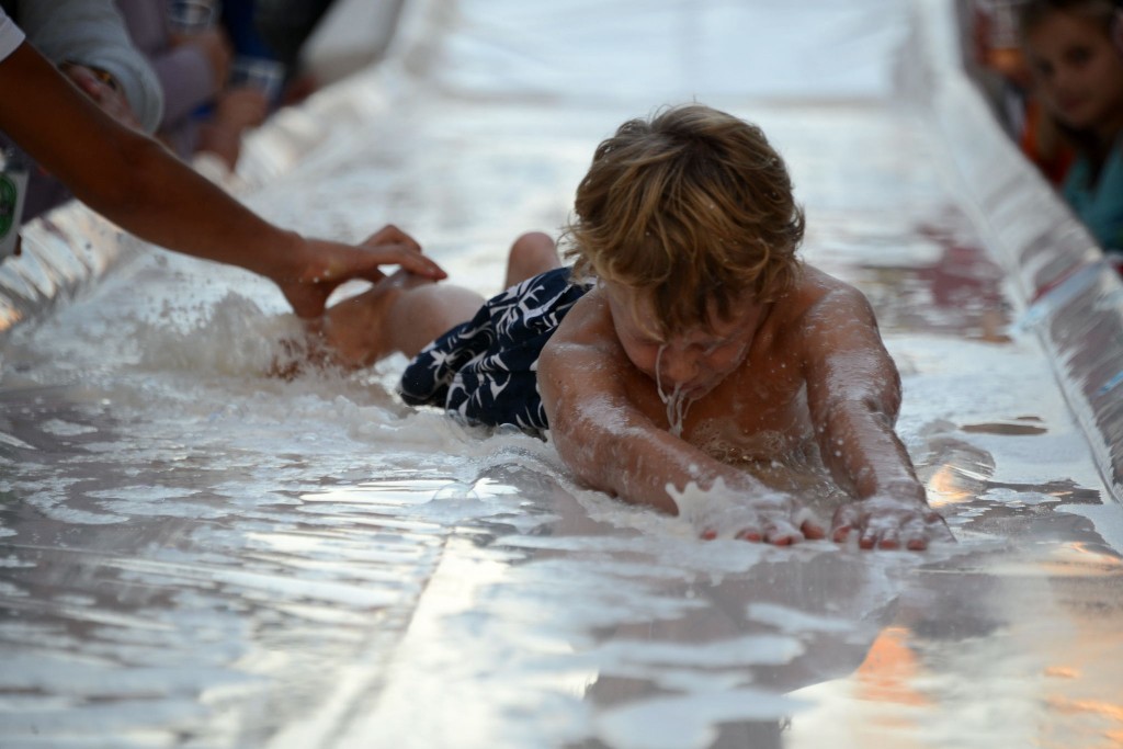 ../Images/Donderdag kermis 473.jpg